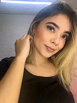 Amy_thompson01 from StripChat is Freechat