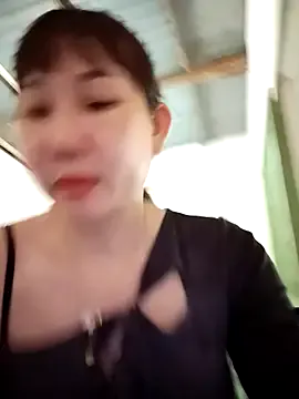 Ana-love2025 from StripChat is Freechat