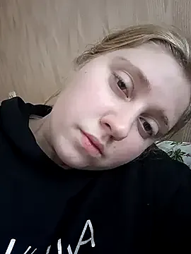 AnastasiaSky19 from StripChat