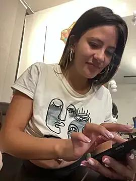 Andrea_19blonde from StripChat is Freechat