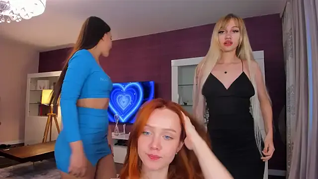 Girls: try live performances with matured performers, from dancing to quirks, in a variety of beautiful sex cams.