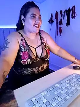 AndreaKinky from StripChat is Freechat