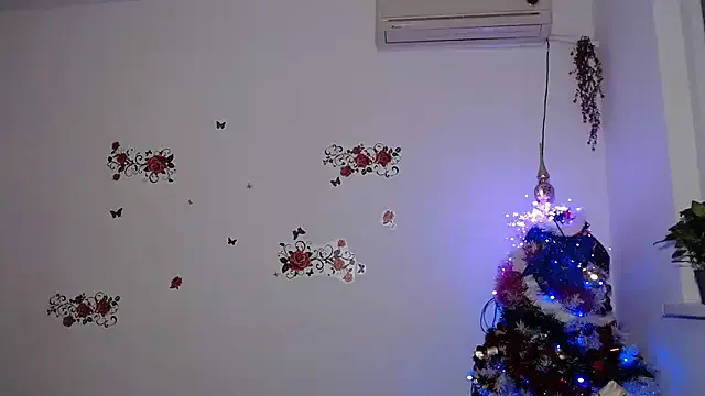 Andreea2011 from StripChat