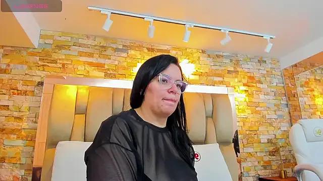 anette_cooper from StripChat is Freechat