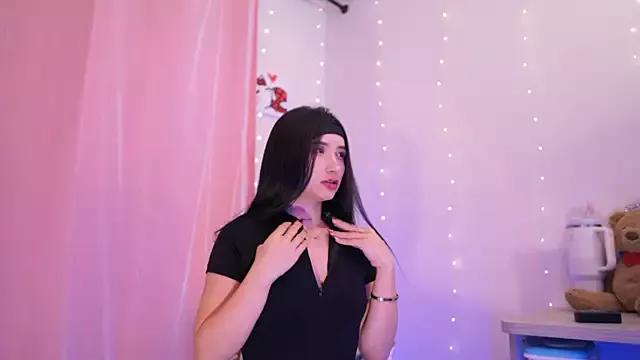 Girls: try live performances with matured performers, from dancing to quirks, in a variety of beautiful sex cams.
