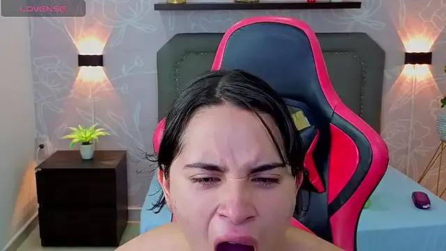 Girls: try live performances with matured performers, from dancing to quirks, in a variety of beautiful sex cams.
