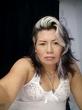 angi_daw from StripChat is Freechat