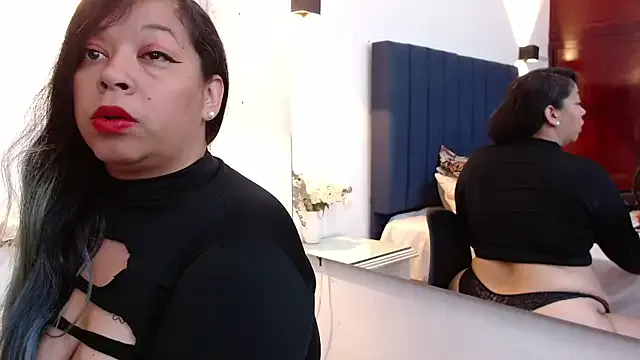 Girls: try live performances with matured performers, from dancing to quirks, in a variety of beautiful sex cams.