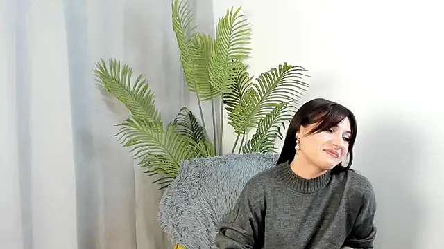 AnhPontoriero from StripChat is Freechat