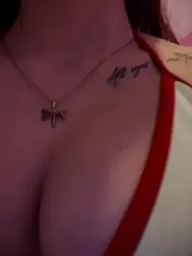 Anita-vega from StripChat is Freechat