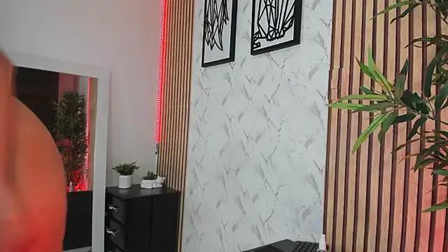 AnnaArela from StripChat is Freechat