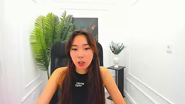 AnnaReyla from StripChat