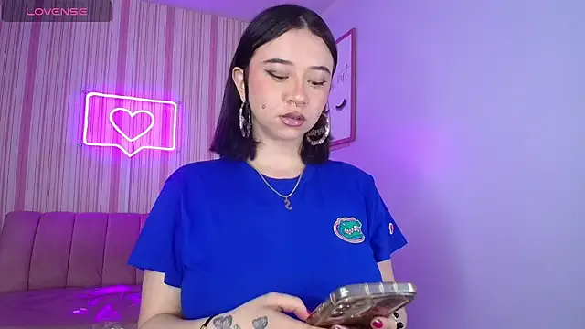 Annbones_ch from StripChat