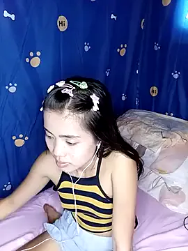 AnnewithanE from StripChat is Freechat