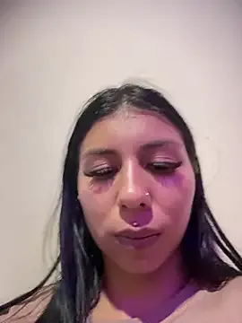 anny__18 from StripChat is Freechat