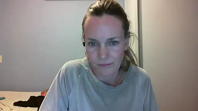 Annylove1 from StripChat