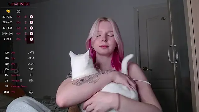 Girls: try live performances with matured performers, from dancing to quirks, in a variety of beautiful sex cams.