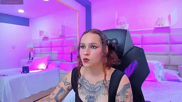 Girls: try live performances with matured performers, from dancing to quirks, in a variety of beautiful sex cams.