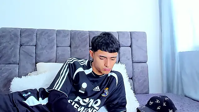 Anthony_carter from StripChat is Freechat