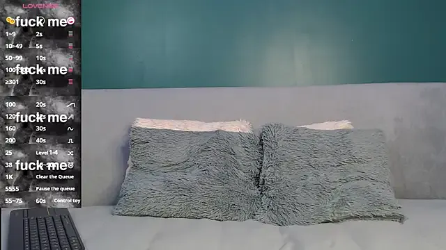 antonellicai from StripChat is Freechat