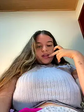 Aphrill from StripChat is Freechat