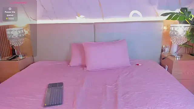 april_grey11 from StripChat is Freechat