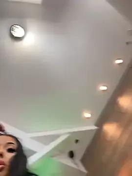 ArabellaPosh from StripChat is Freechat