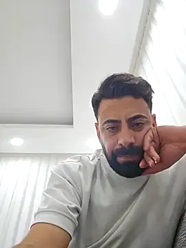 Arena2133 from StripChat is Freechat