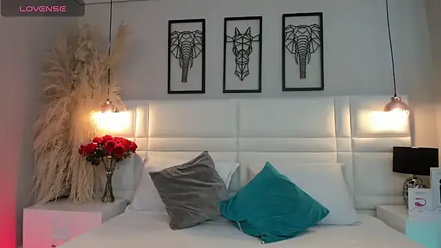 Ari_lynn_ from StripChat is Freechat