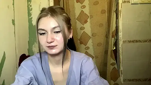 ArianeBhayani from StripChat is Freechat