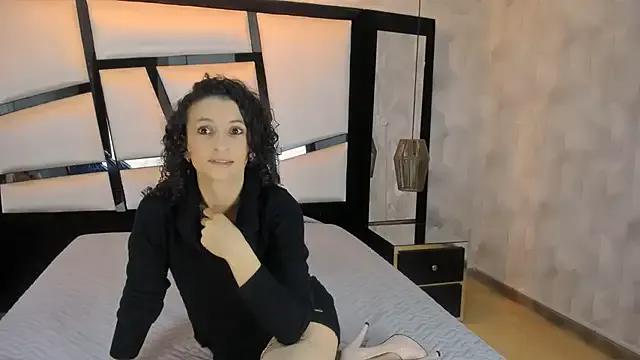 AriannaRussell_ from StripChat is Freechat
