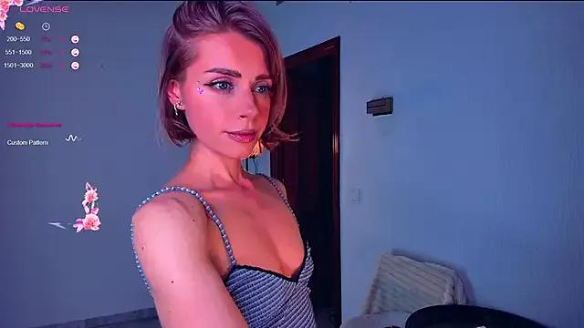 Arielle__03 from StripChat is Freechat