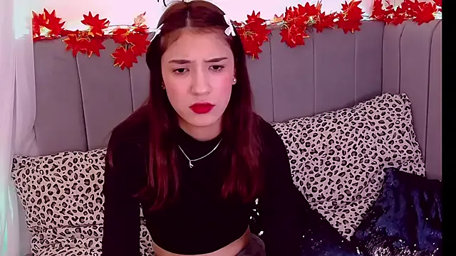 ArielLoove from StripChat is Freechat