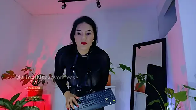 Girls: try live performances with matured performers, from dancing to quirks, in a variety of beautiful sex cams.