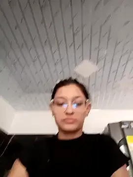 Ary-18 from StripChat