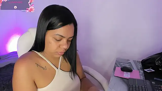 ashanty_b5 from StripChat is Freechat