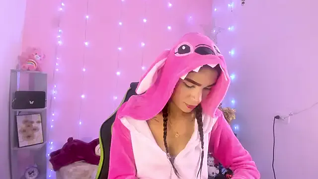 ashlysmith_01 from StripChat is Freechat