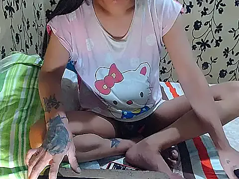 Asian_SeducingNicole69 from StripChat is Freechat