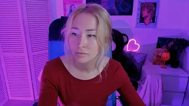AstraMonroe from StripChat is Freechat