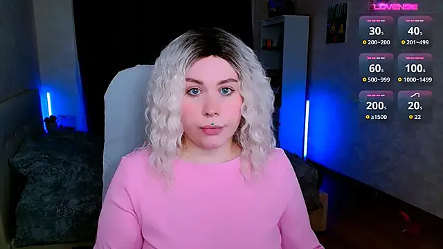 Astrea_Sensual from StripChat is Freechat