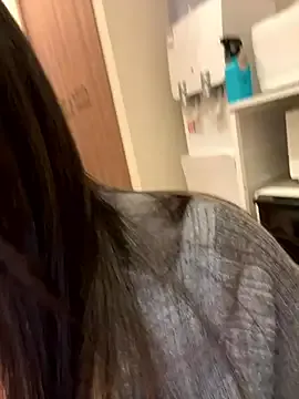 Atashi_Hcup from StripChat