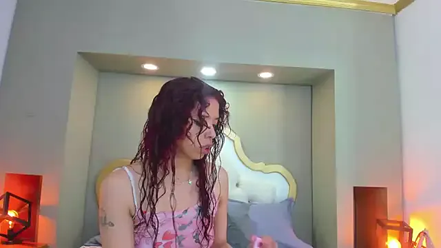 AteneaGreyy from StripChat is Freechat