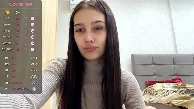 AuraJefcoat from StripChat is Freechat