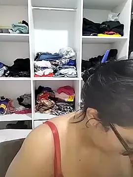 AuroraChest from StripChat is Freechat