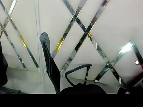 AuroraRoss from StripChat is Freechat