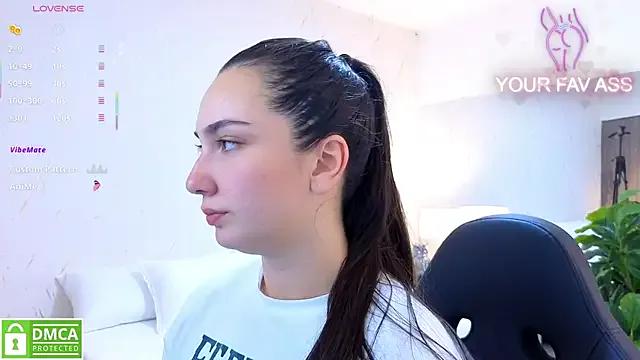 Ava_blue from StripChat