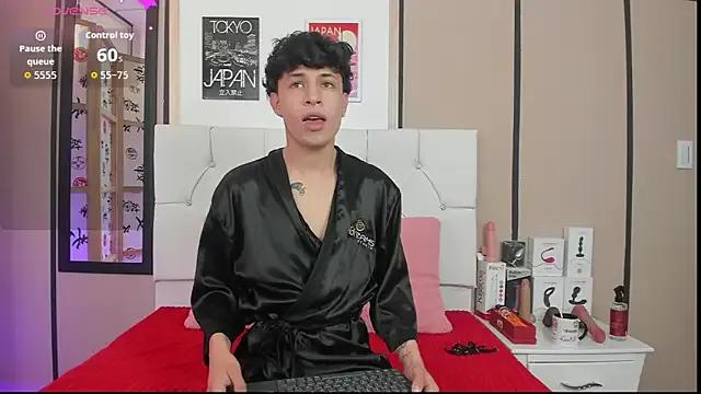 Girls: try live performances with matured performers, from dancing to quirks, in a variety of beautiful sex cams.