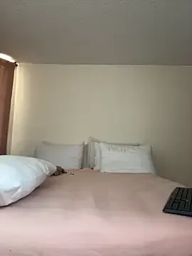 azzahara- from StripChat is Freechat