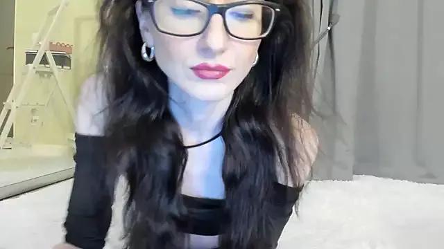 Baby_Jewel from StripChat
