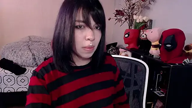 Girls: try live performances with matured performers, from dancing to quirks, in a variety of beautiful sex cams.